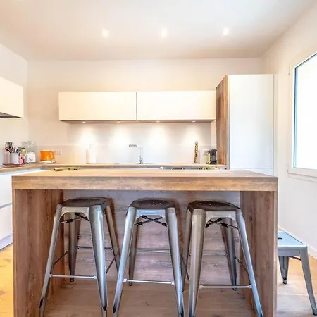 Superbe Climatisee Au Calme, Jardin, Parking Villa