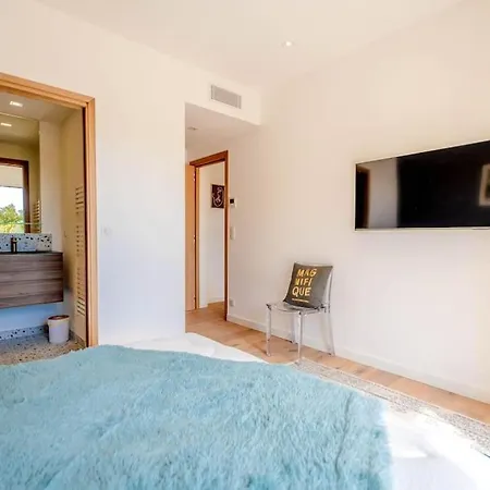 Villa Superbe Climatisee Au Calme, Jardin, Parking Sainte-Maxime